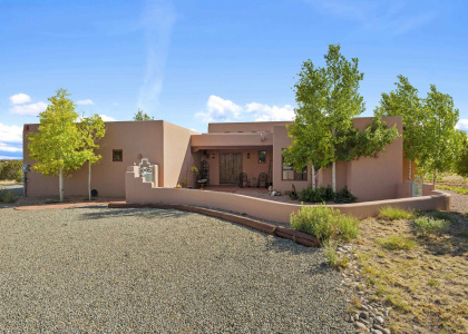 70 Tierra Grande, Santa Fe, New Mexico 87506, 3 Bedrooms Bedrooms, ,4 BathroomsBathrooms,Residential,For Sale,Tierra Grande,202201865