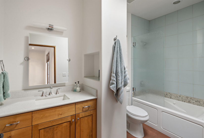 70 Tierra Grande, Santa Fe, New Mexico 87506, 3 Bedrooms Bedrooms, ,4 BathroomsBathrooms,Residential,For Sale,Tierra Grande,202201865