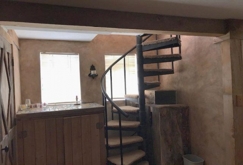 14 Bobcat Lane, Rutheron, New Mexico 87551, 2 Bedrooms Bedrooms, ,2 BathroomsBathrooms,Residential,For Sale,Bobcat Lane,202201967