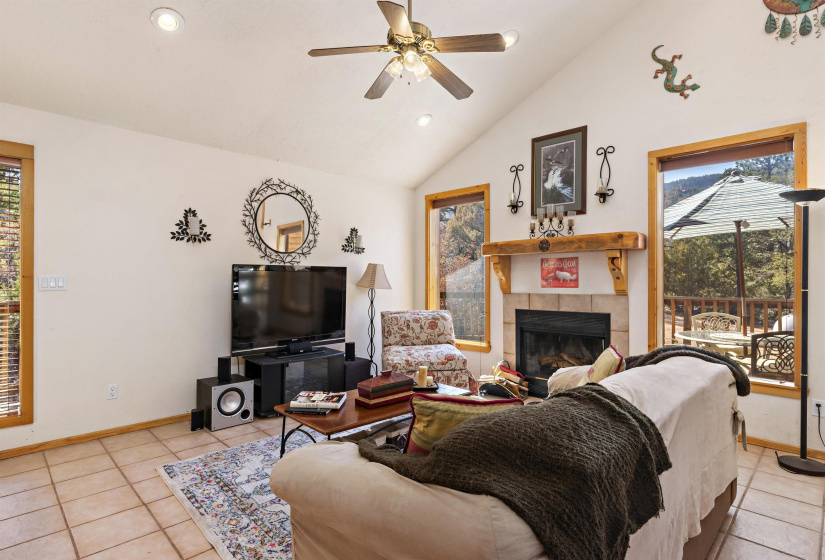 202 Juniper Road, Jemez Springs, New Mexico 87025, 2 Bedrooms Bedrooms, ,2 BathroomsBathrooms,Residential,For Sale,Juniper Road,202202123