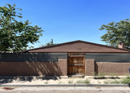 1710 Third St., Santa Fe, New Mexico 87505, 4 Bedrooms Bedrooms, ,3 BathroomsBathrooms,Residential,For Sale,Third St.,202202198