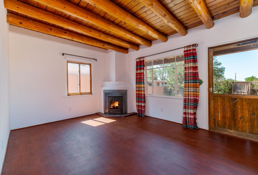 1353 SAN JUAN, Santa Fe, New Mexico 87505, 3 Bedrooms Bedrooms, ,2 BathroomsBathrooms,Residential,For Sale,SAN JUAN,202202213