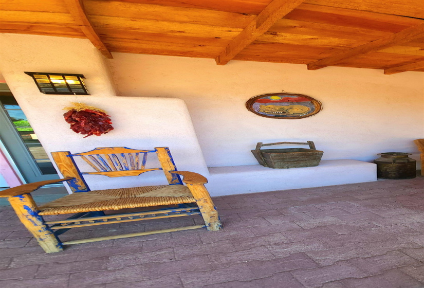 68 CALLE ENRIQUE, Santa Fe, New Mexico 87507, 7 Bedrooms Bedrooms, ,6 BathroomsBathrooms,Residential,For Sale,CALLE ENRIQUE,202202222