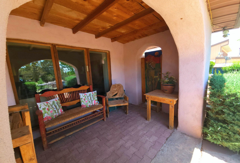 68 CALLE ENRIQUE, Santa Fe, New Mexico 87507, 7 Bedrooms Bedrooms, ,6 BathroomsBathrooms,Residential,For Sale,CALLE ENRIQUE,202202222