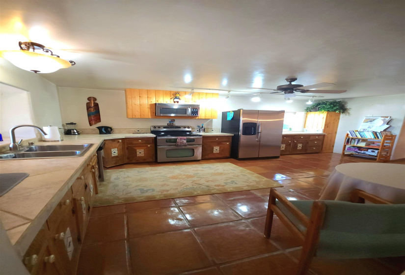 68 CALLE ENRIQUE, Santa Fe, New Mexico 87507, 7 Bedrooms Bedrooms, ,6 BathroomsBathrooms,Residential,For Sale,CALLE ENRIQUE,202202222