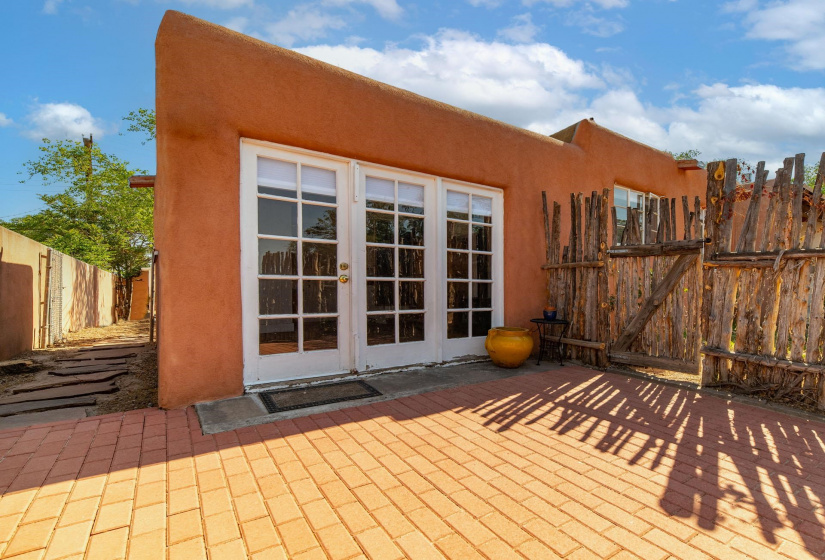 1353 SAN JUAN, Santa Fe, New Mexico 87505, 3 Bedrooms Bedrooms, ,2 BathroomsBathrooms,Residential,For Sale,SAN JUAN,202202230