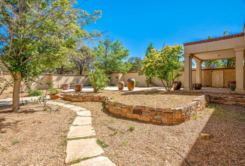 40 APACHE RIDGE, Santa Fe, New Mexico 87505, 4 Bedrooms Bedrooms, ,6 BathroomsBathrooms,Residential,For Sale,APACHE RIDGE,202202269