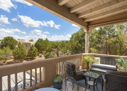 520 Los Nidos Drive, Santa Fe, New Mexico 87501, 3 Bedrooms Bedrooms, ,3 BathroomsBathrooms,Residential,For Sale,Los Nidos Drive,202202290