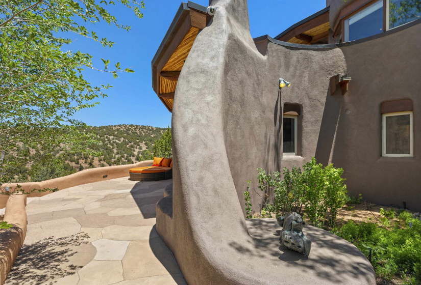 2 Brass Horse Road, Santa Fe, New Mexico 87508, 6 Bedrooms Bedrooms, ,8 BathroomsBathrooms,Residential,For Sale,Brass Horse Road,202202292