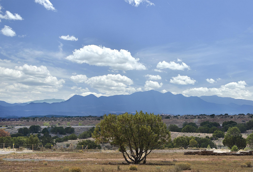 10 Jose De La Paz, Lamy, New Mexico 87540, 4 Bedrooms Bedrooms, ,2 BathroomsBathrooms,Residential,For Sale,Jose De La Paz,202202294