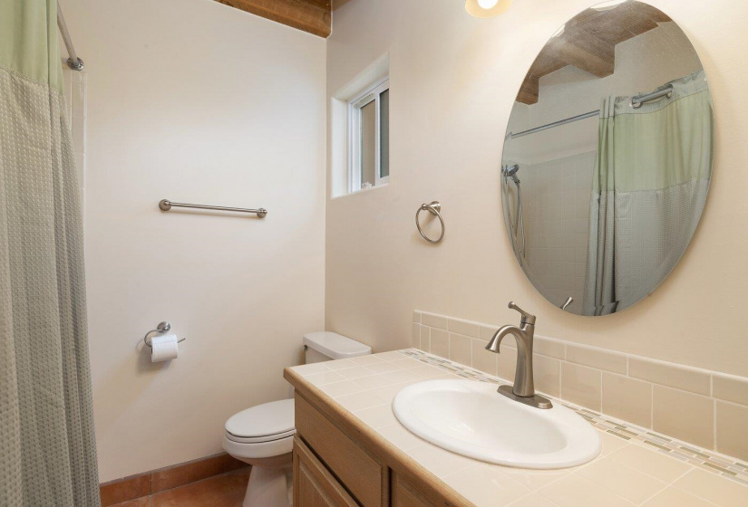 34 Cerrado Loop, Santa Fe, New Mexico 87508, 3 Bedrooms Bedrooms, ,2 BathroomsBathrooms,Residential,For Sale,Cerrado Loop,202202350