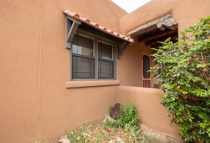 1217 AGUA FRIA, Santa Fe, New Mexico 87501, 5 Bedrooms Bedrooms, ,3 BathroomsBathrooms,Residential,For Sale,AGUA FRIA,202202368