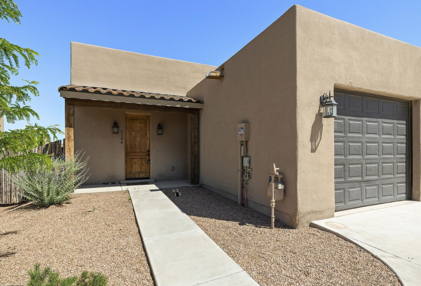 3144 Viale Tresana, Santa Fe, New Mexico 87505, 3 Bedrooms Bedrooms, ,2 BathroomsBathrooms,Residential,For Sale,Viale Tresana,202202377