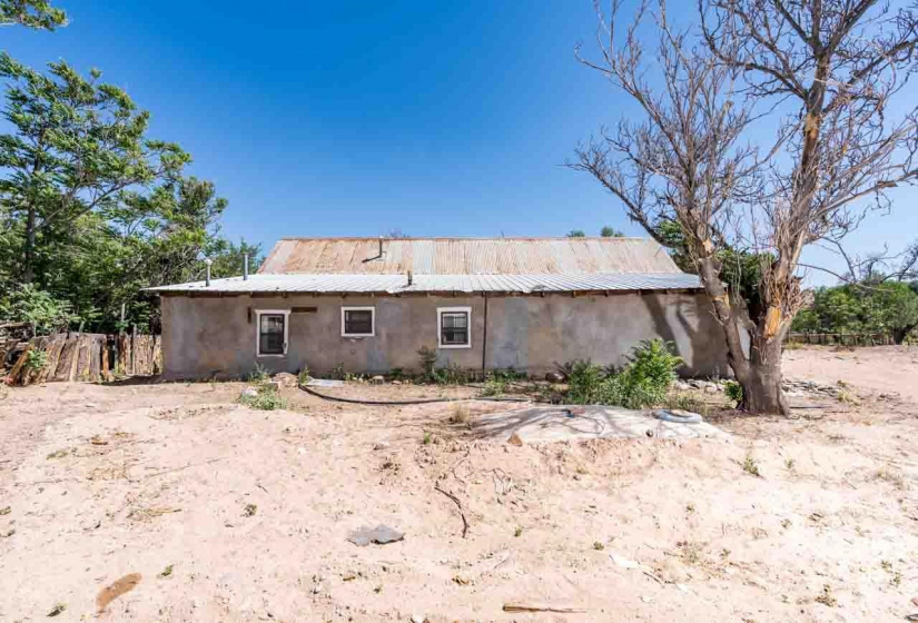 334 NM 76, Santa Cruz, New Mexico 87567, 2 Bedrooms Bedrooms, ,1 BathroomBathrooms,Residential,For Sale,NM 76,202202378