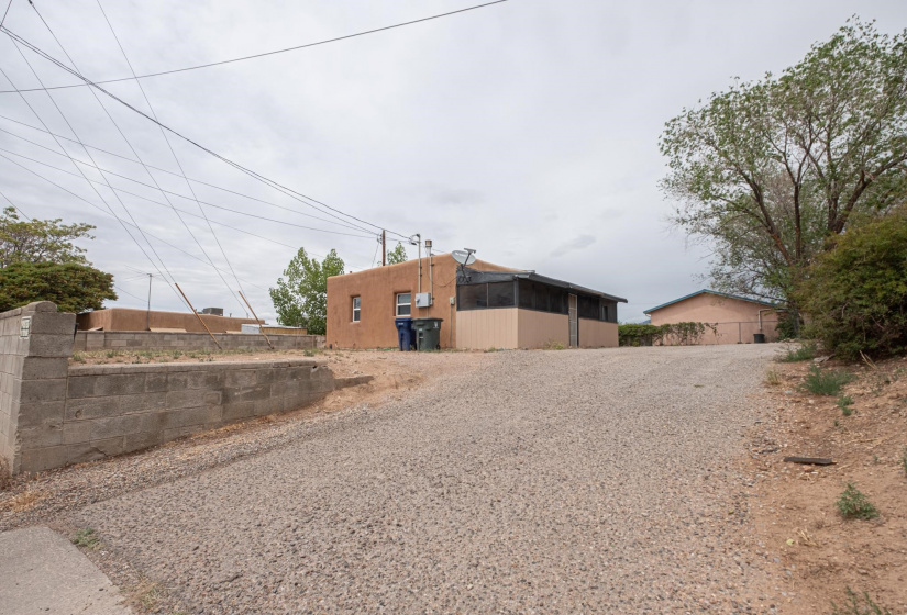 1217 AGUA FRIA, Santa Fe, New Mexico 87501, ,Multifamily,For Sale,AGUA FRIA,202202408