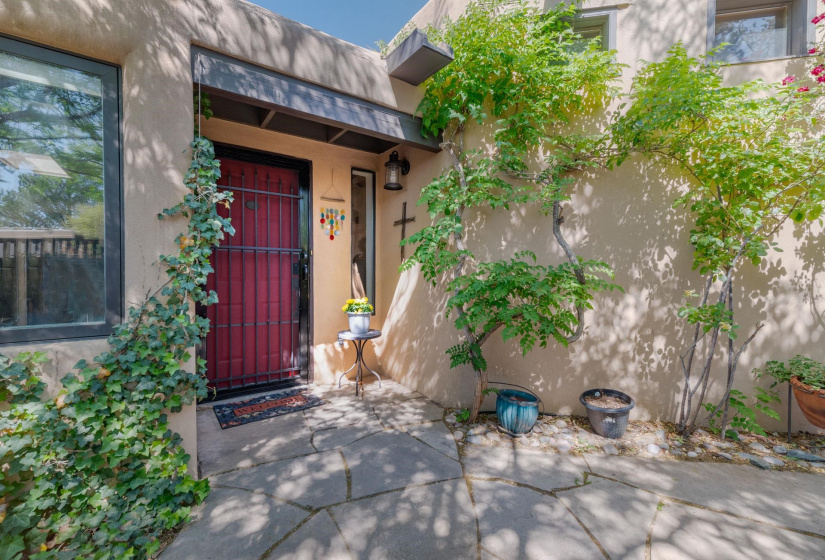 3024 Plaza Blanca, Santa Fe, New Mexico 87507, 3 Bedrooms Bedrooms, ,2 BathroomsBathrooms,Residential,For Sale,Plaza Blanca,202202432